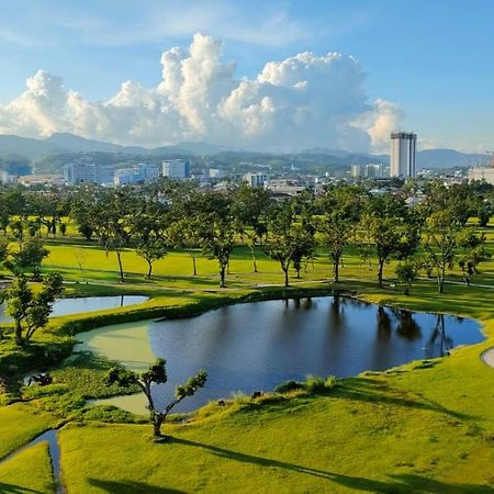 Dreamy 2Br Condo, With A Golf Course View 宿务 外观 照片