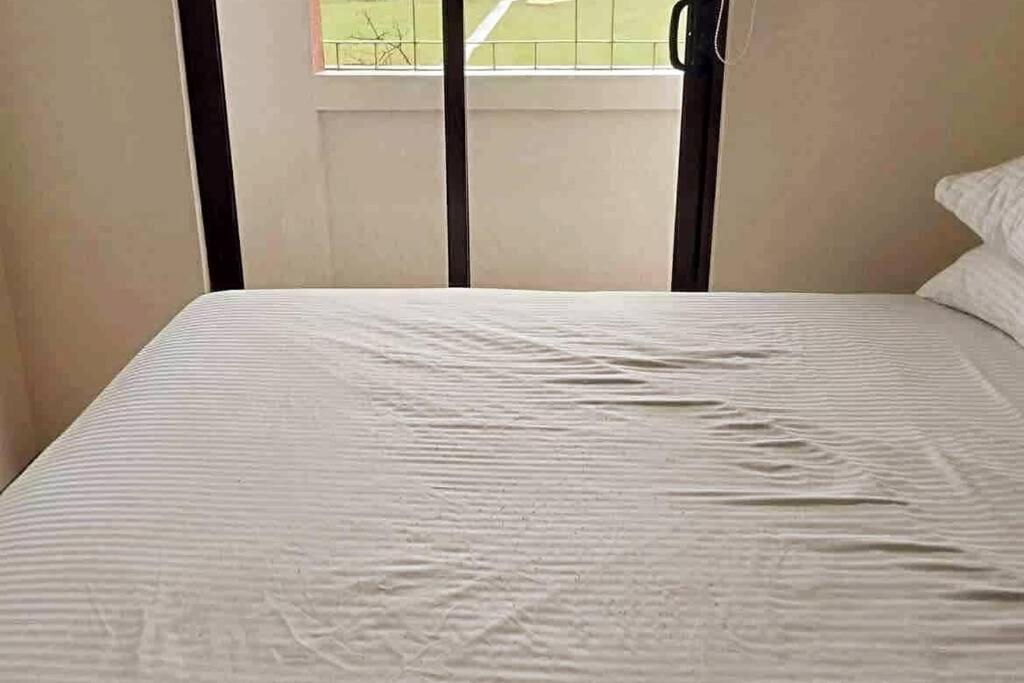 Dreamy 2Br Condo, With A Golf Course View 宿务 外观 照片